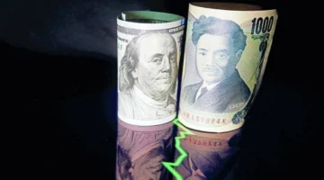 قفزة في أسعار الطاقة العالمية تدفع الدولار للارتفاع أمام اليورو والين والفرنك السويسري